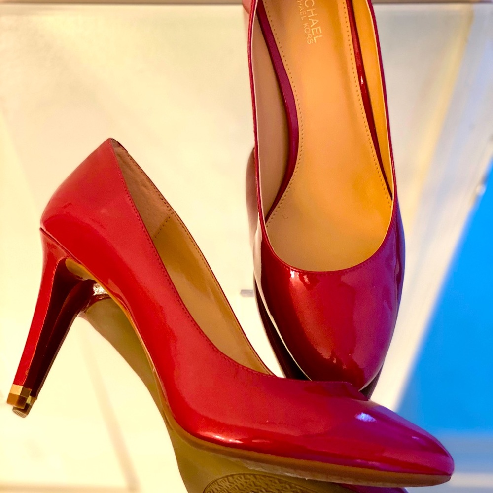 Michael Kors (Cranberry) Red 4” Pumps Size 9.5